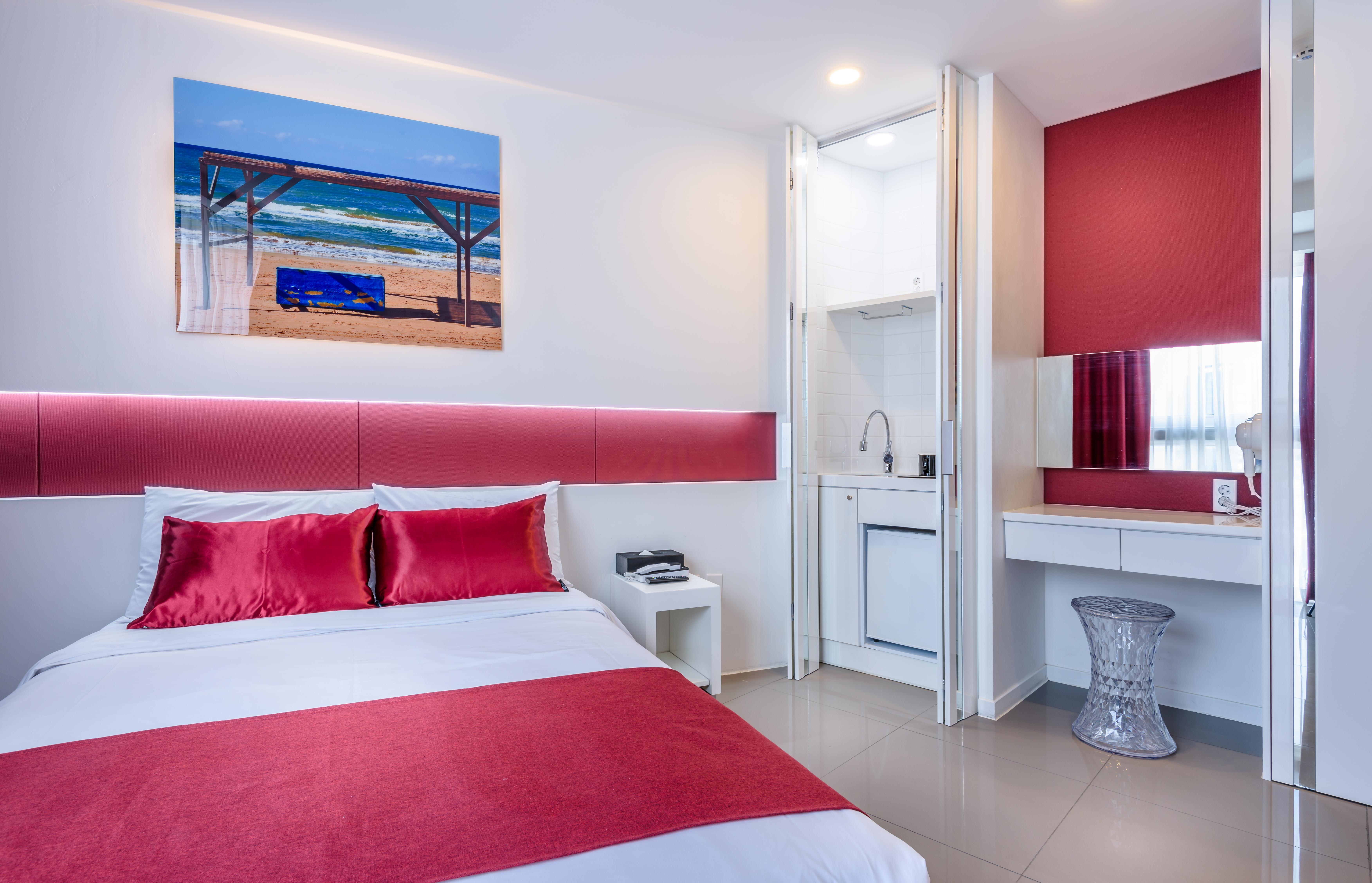 Aimi Jeju Beach Hotel Buitenkant foto