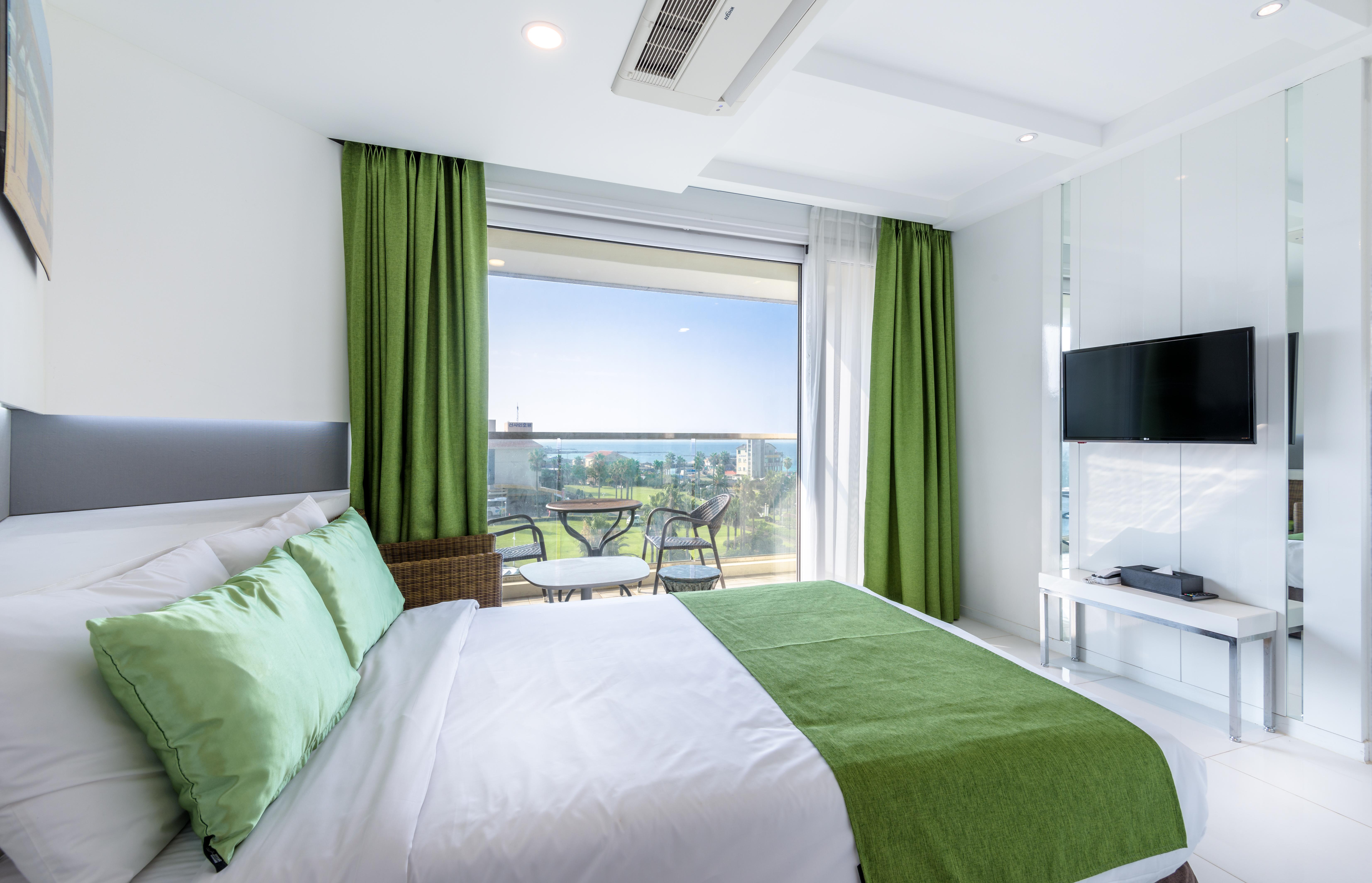 Aimi Jeju Beach Hotel Buitenkant foto