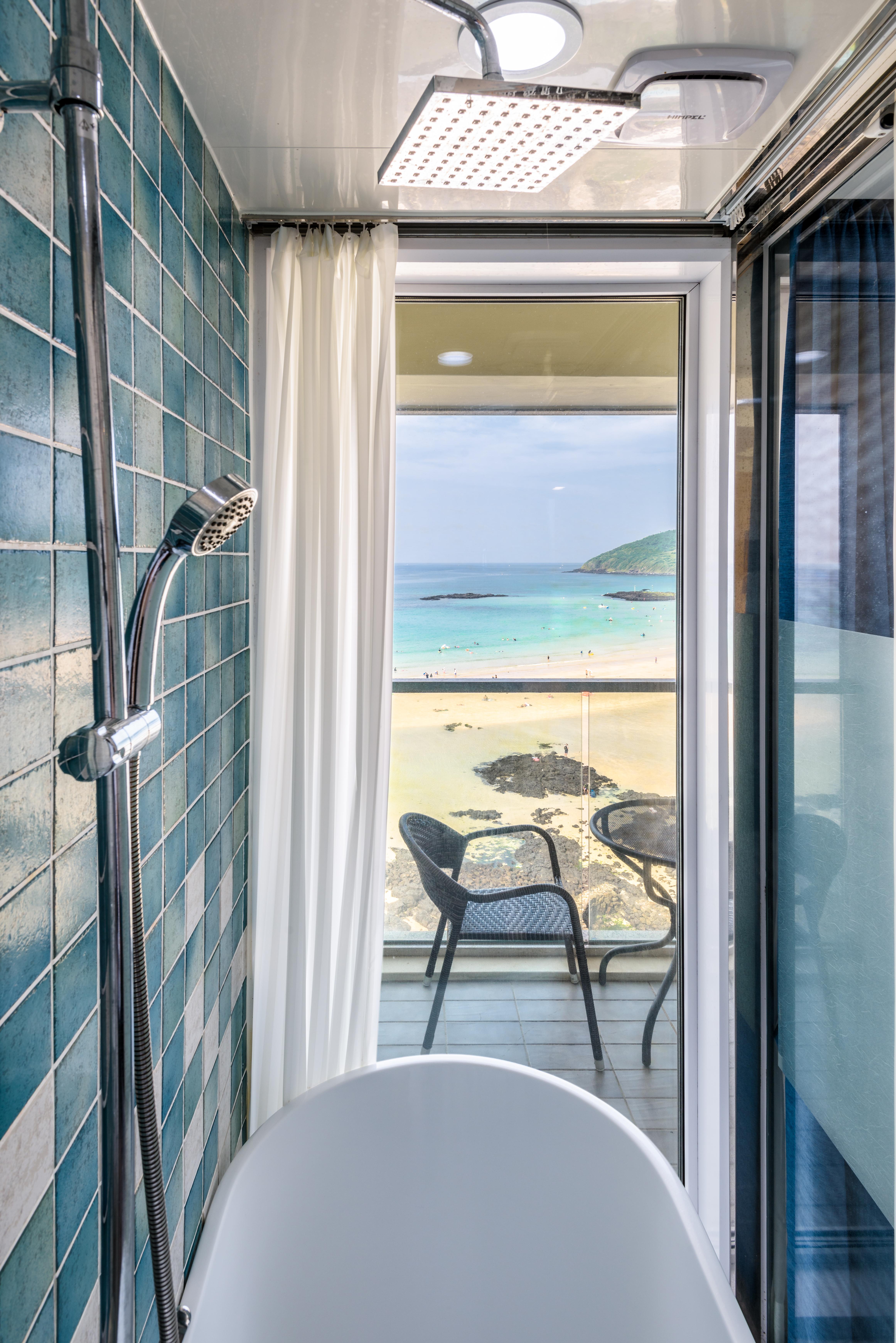 Aimi Jeju Beach Hotel Buitenkant foto
