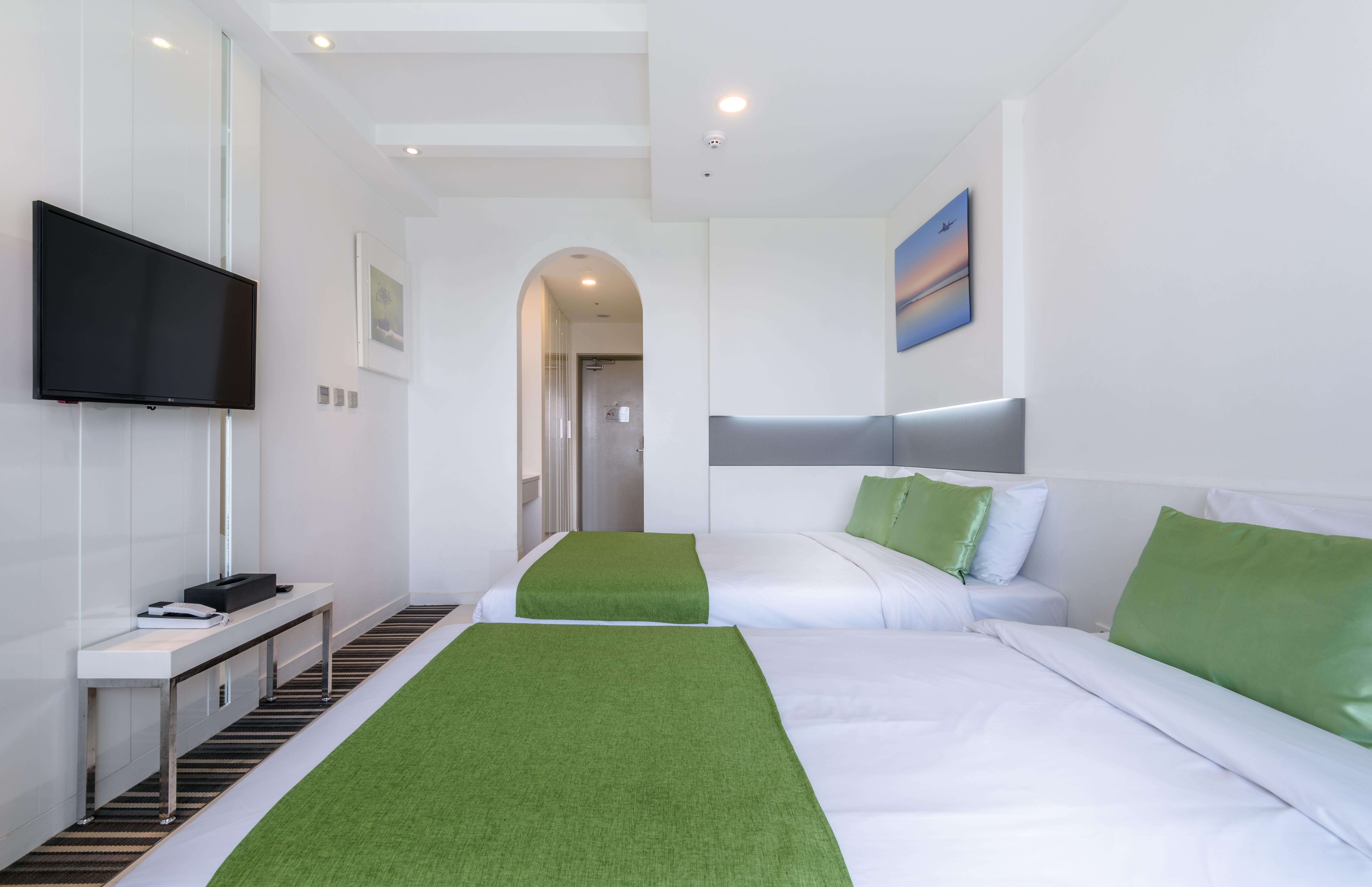 Aimi Jeju Beach Hotel Buitenkant foto