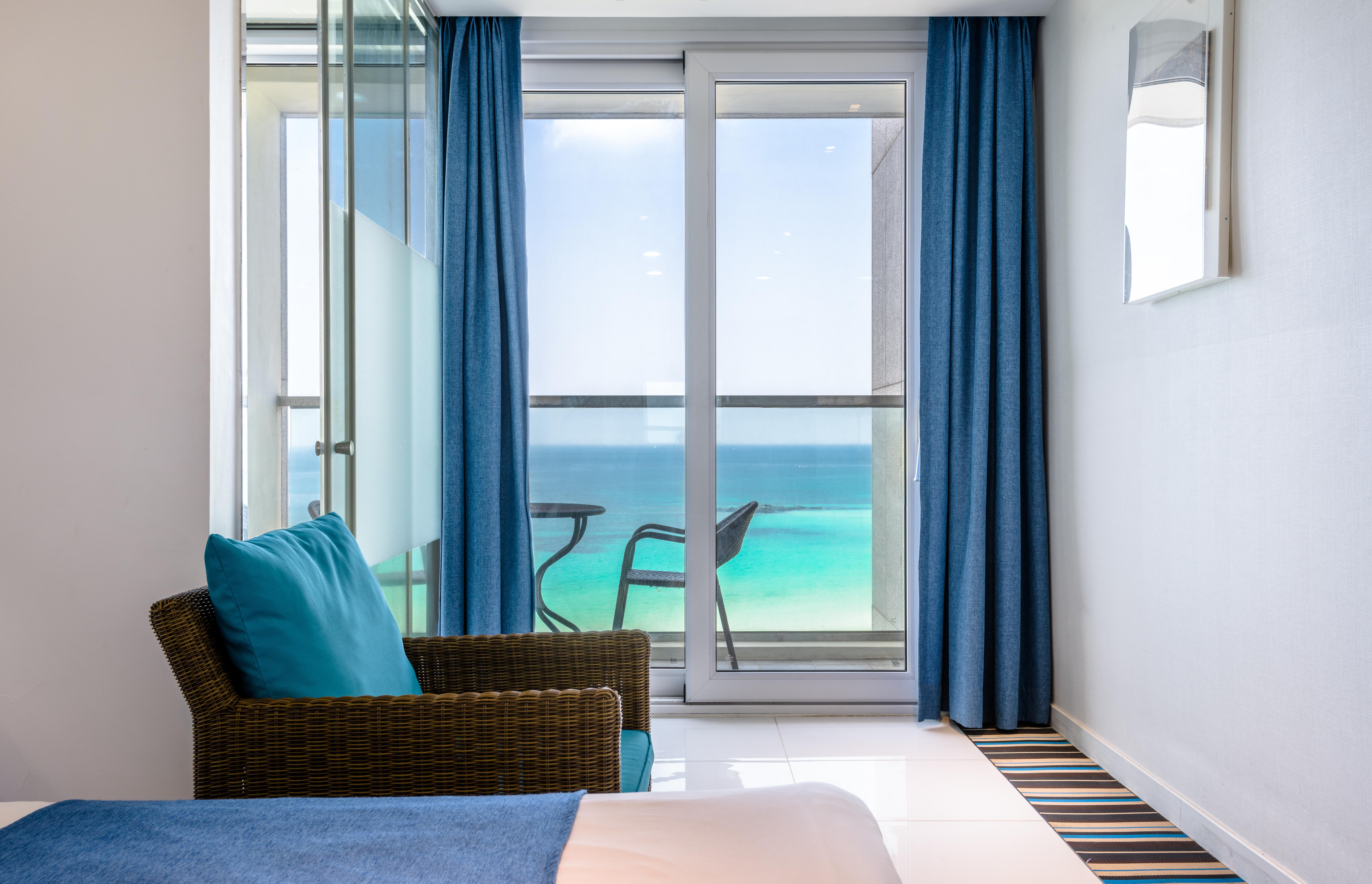 Aimi Jeju Beach Hotel Buitenkant foto