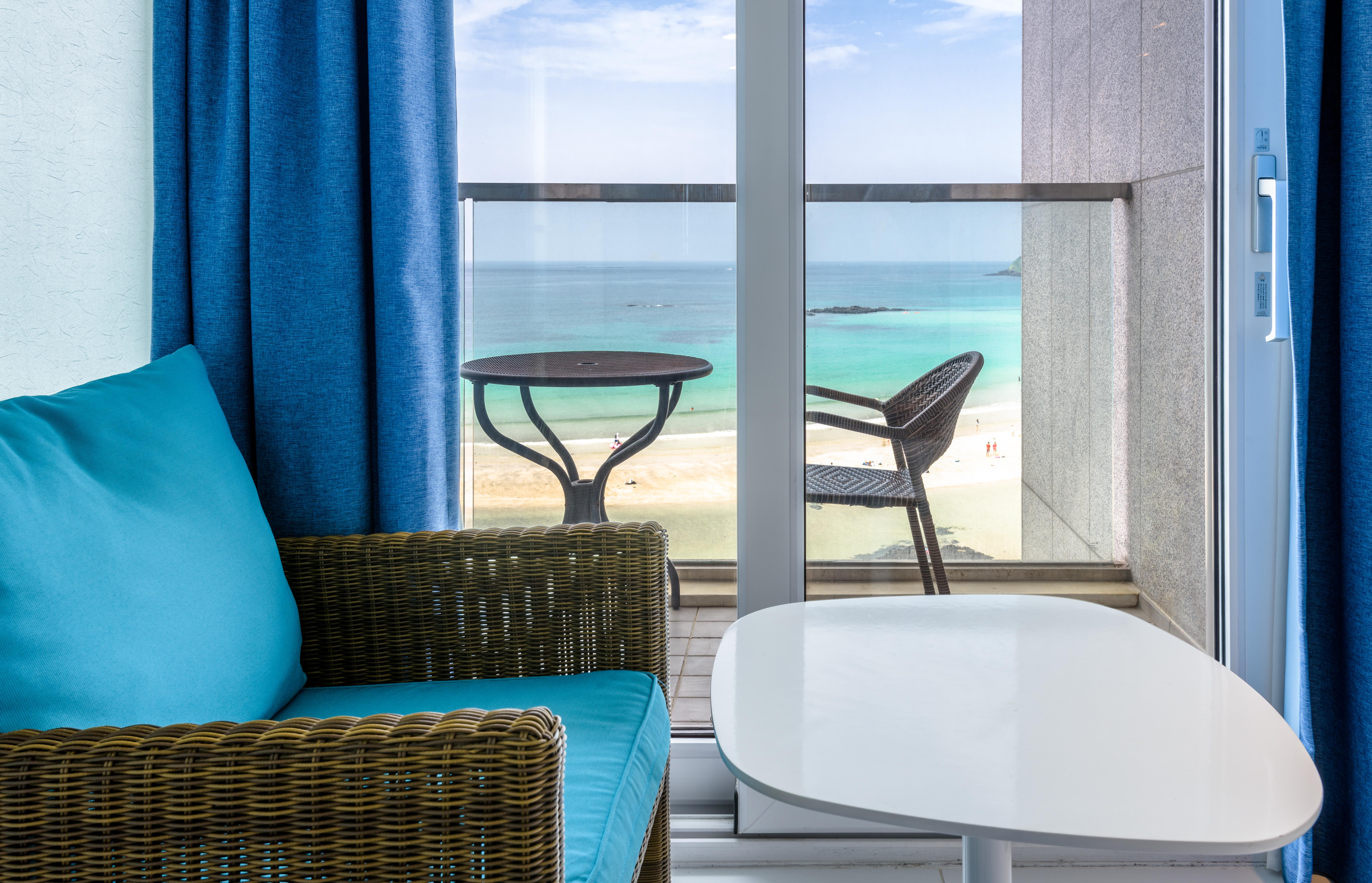 Aimi Jeju Beach Hotel Buitenkant foto